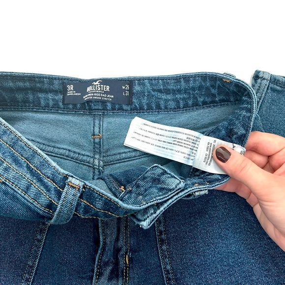 Hollister Ultra High Rise Dad Jean - Picture 5 of 5